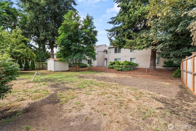 1215 Hall Street SE, Lacey, WA 98503