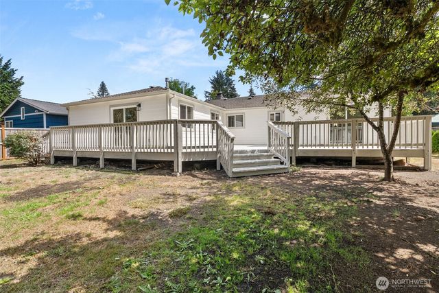 1215 Hall Street SE, Lacey, WA 98503