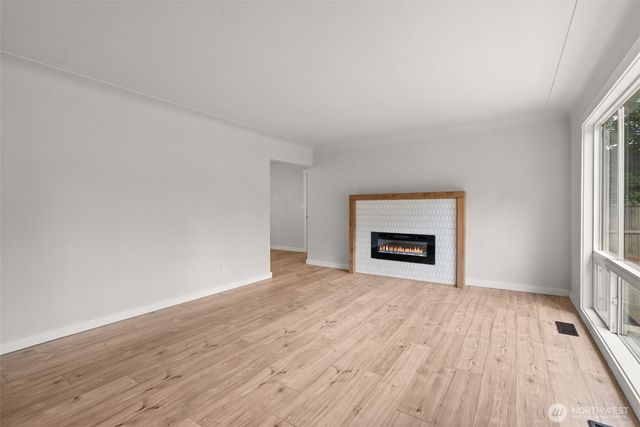 1215 Hall Street SE, Lacey, WA 98503