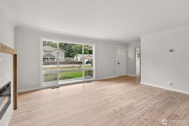 1215 Hall Street SE, Lacey, WA 98503