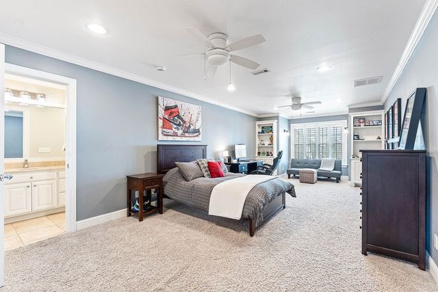 5226 S Waterford Place Court, Rogers, AR 72758