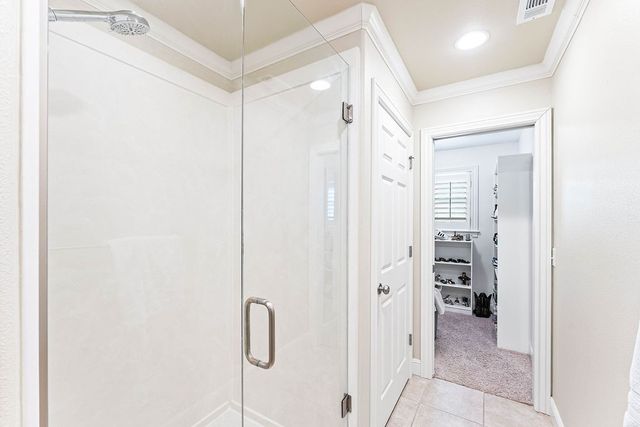 5226 S Waterford Place Court, Rogers, AR 72758