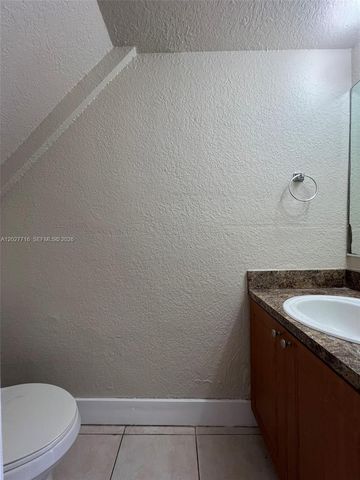 5694 W 25th Ct 5694, Hialeah, FL 33016