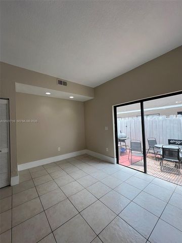 5694 W 25th Ct 5694, Hialeah, FL 33016