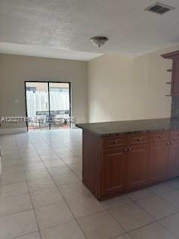 5694 W 25th Ct 5694, Hialeah, FL 33016