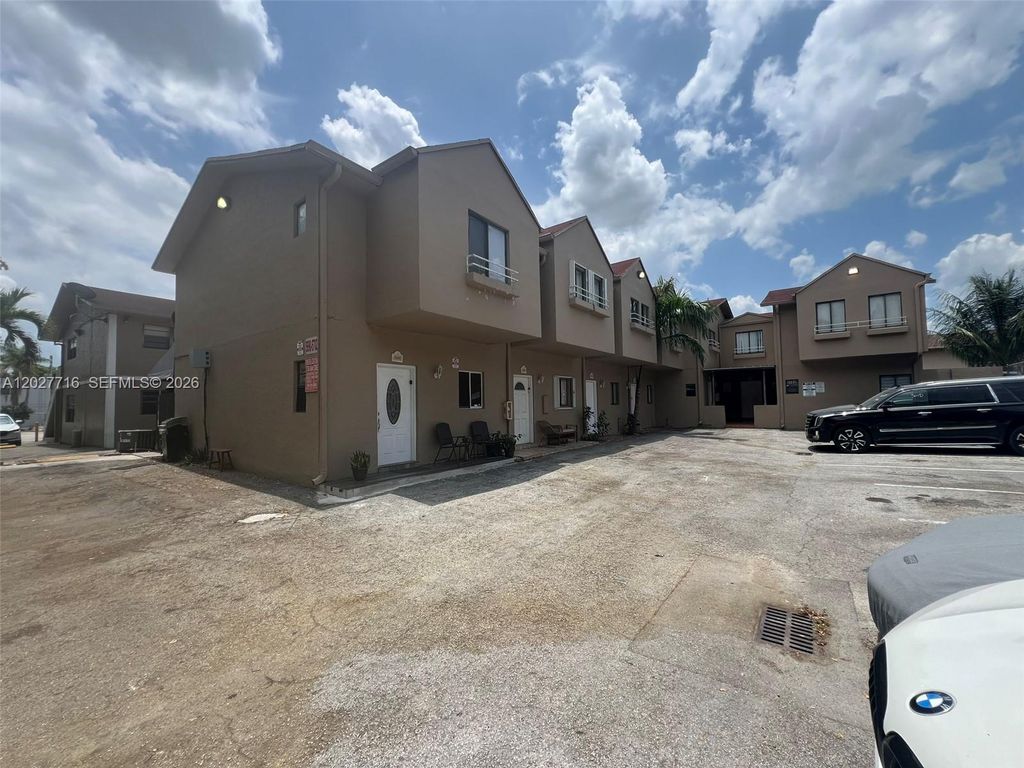 5694 W 25th Ct 5694, Hialeah, FL 33016