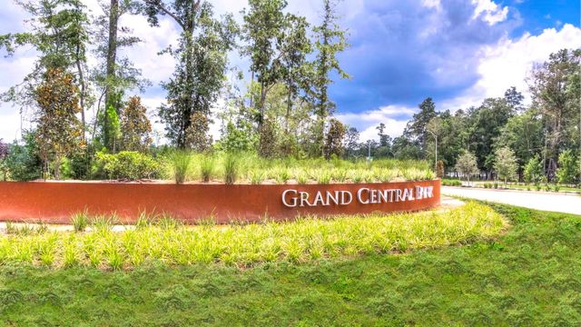 299 Sierra Stream Lane, Conroe, TX 77304