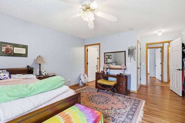 3040 Holiday Court 5, Bettendorf, IA 52722