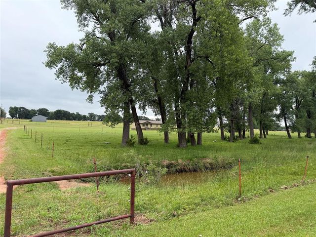 218 Quail Hollow Drive, Blanchard, OK 73010