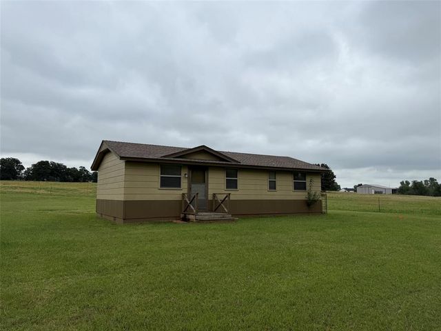 218 Quail Hollow Drive, Blanchard, OK 73010