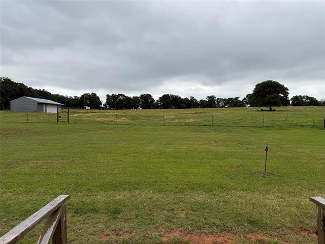 218 Quail Hollow Drive, Blanchard, OK 73010