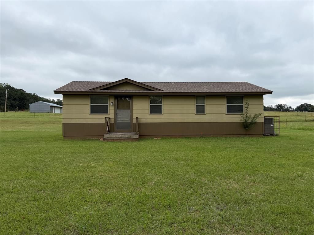 218 Quail Hollow Drive, Blanchard, OK 73010