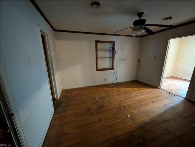 16 Chowan DR, Portsmouth, VA 23701