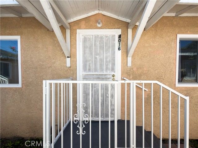 4014 Mckinley Avenue, Los Angeles, CA 90011