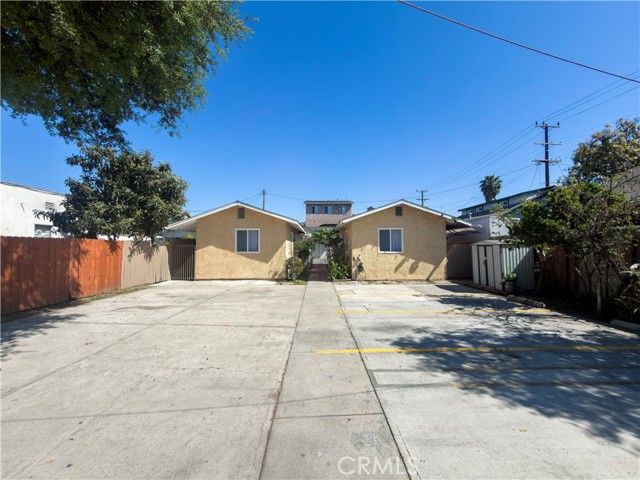 4014 Mckinley Avenue, Los Angeles, CA 90011