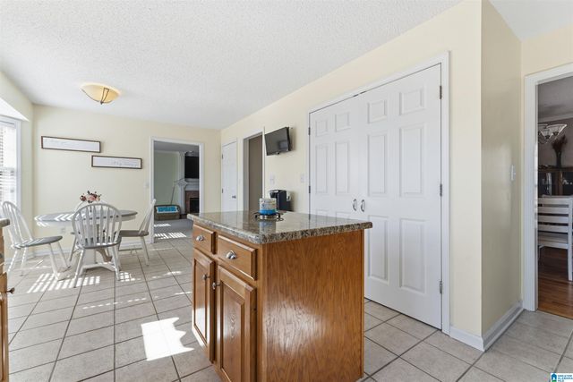 1852 RUSSET HILL CIRCLE, Hoover, AL 35244