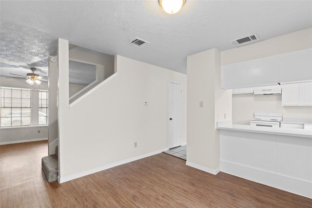 10025 Spring Place Drive, Houston, TX 77070