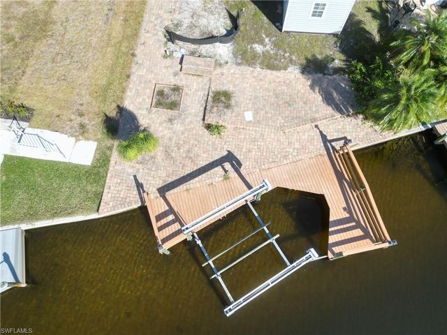 17690 Bryan CT, Fort Myers Beach, FL 33931