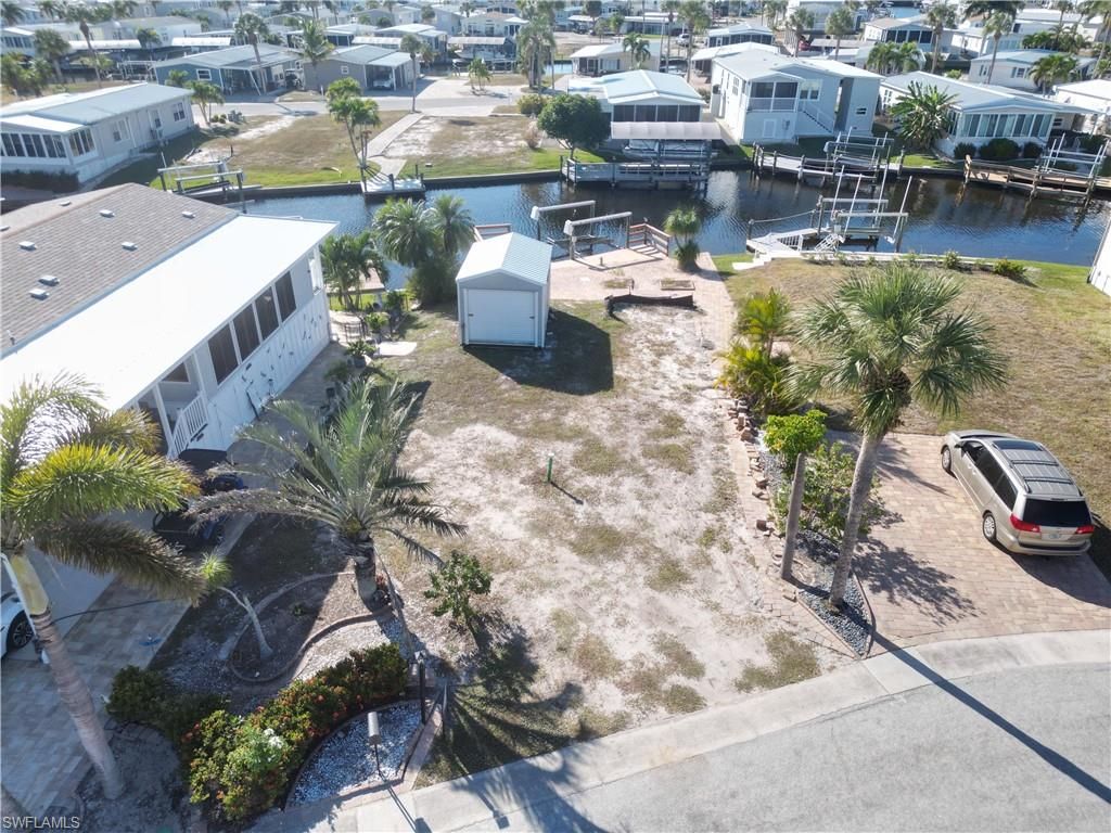 17690 Bryan CT, Fort Myers Beach, FL 33931