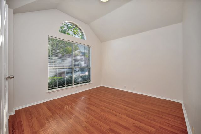 107 Crepe Myrtle Drive, Euless, TX 76039