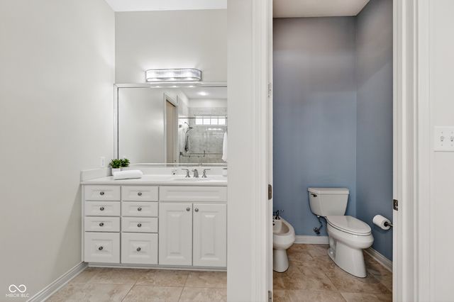 2123 Renegade Court, Carmel, IN 46032