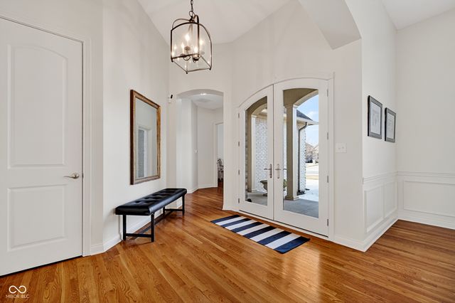 2123 Renegade Court, Carmel, IN 46032