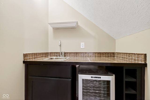 2123 Renegade Court, Carmel, IN 46032