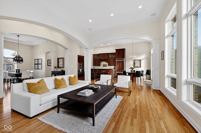 2123 Renegade Court, Carmel, IN 46032