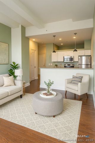 266 Pearl Street APT 310, Hartford, CT 06103