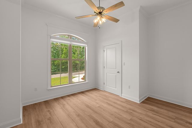 32 Carlsbad, Hattiesburg, MS 39402
