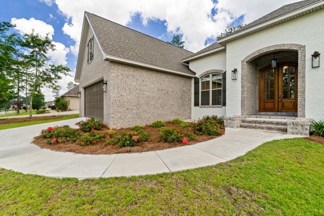 32 Carlsbad, Hattiesburg, MS 39402