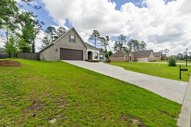 32 Carlsbad, Hattiesburg, MS 39402
