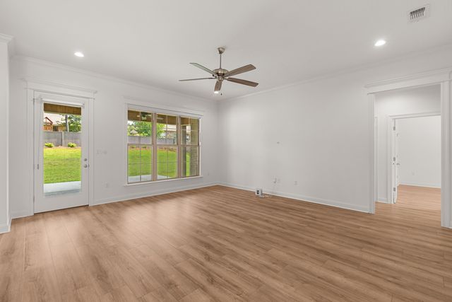 32 Carlsbad, Hattiesburg, MS 39402