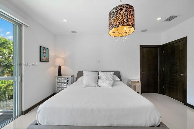 3567 SW 1st Avenue 3567, Miami, FL 33145