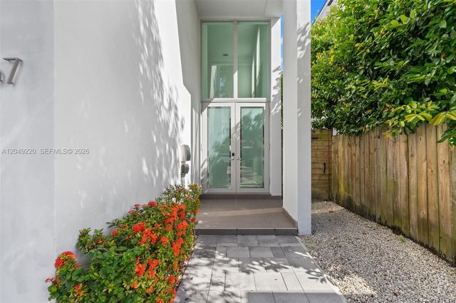 3567 SW 1st Avenue 3567, Miami, FL 33145