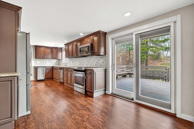 31 Water St, Saugus, MA 01906