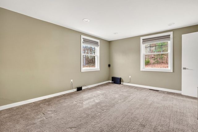 31 Water St, Saugus, MA 01906