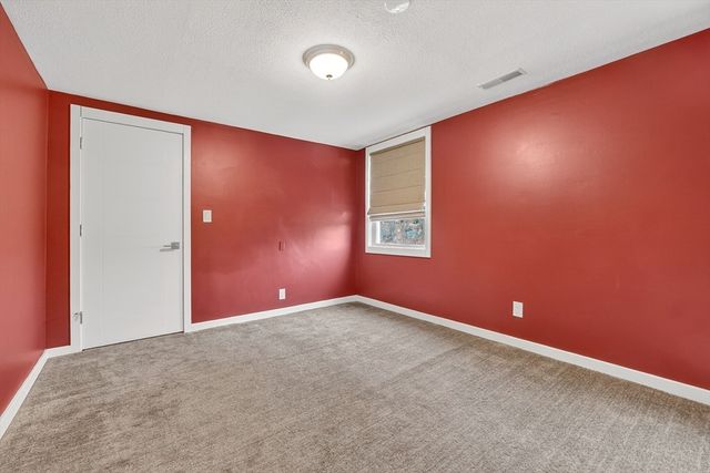 31 Water St, Saugus, MA 01906