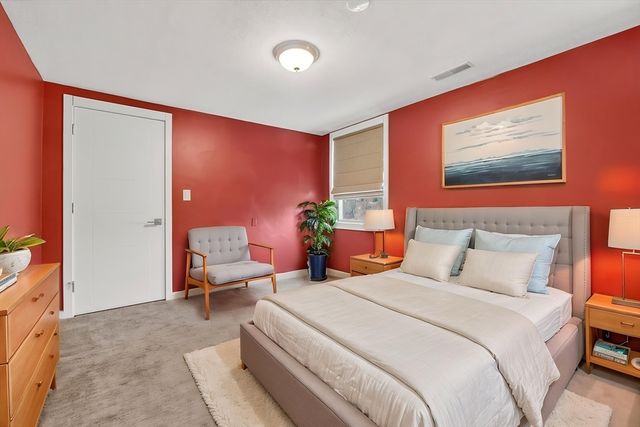 31 Water St, Saugus, MA 01906