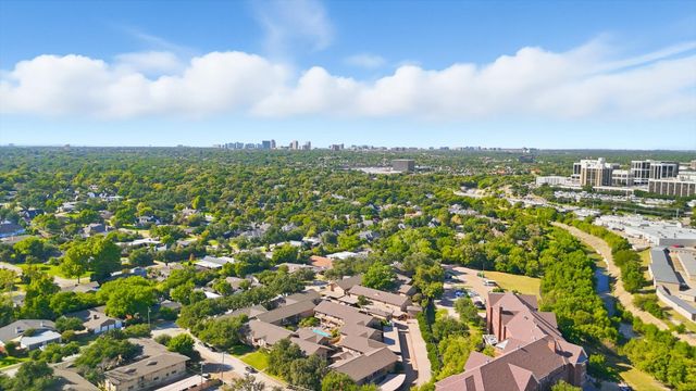 11344 Park Central Place B, Dallas, TX 75230