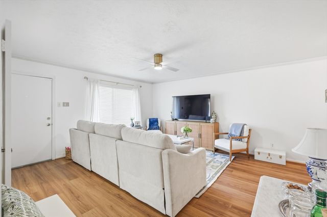 11344 Park Central Place B, Dallas, TX 75230