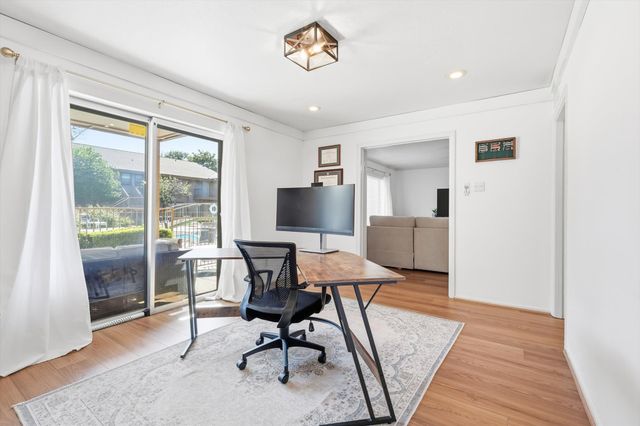 11344 Park Central Place B, Dallas, TX 75230