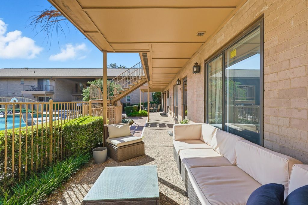 11344 Park Central Place B, Dallas, TX 75230