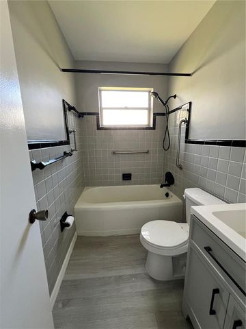 113 S GLENWOOD AVENUE, Orlando, FL 32803