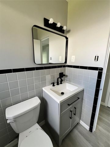 113 S GLENWOOD AVENUE, Orlando, FL 32803