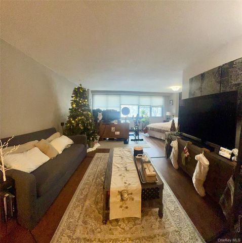 61-20 Grand Central Parkway B 410, Forest Hills, NY 11375