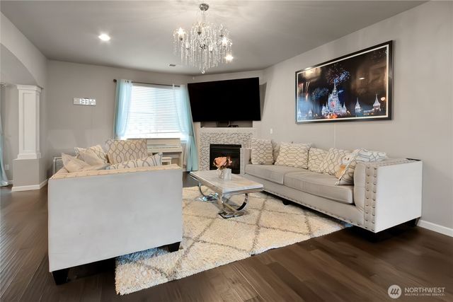 24212 114th Place SE, Kent, WA 98030