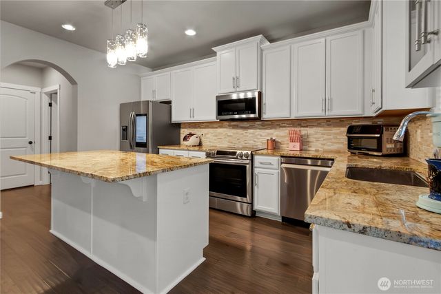 24212 114th Place SE, Kent, WA 98030