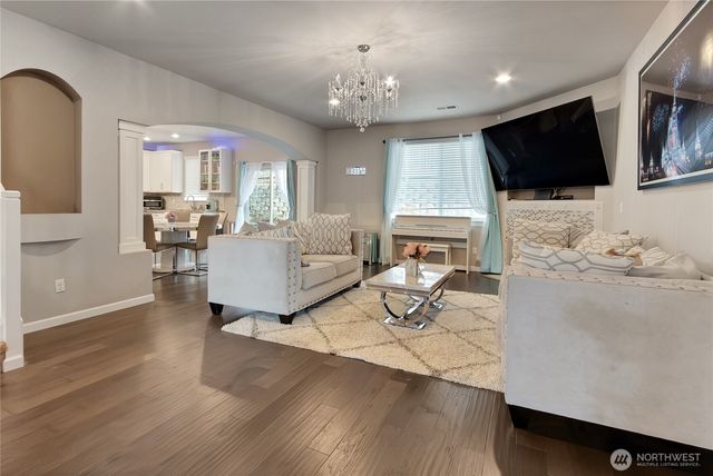 24212 114th Place SE, Kent, WA 98030