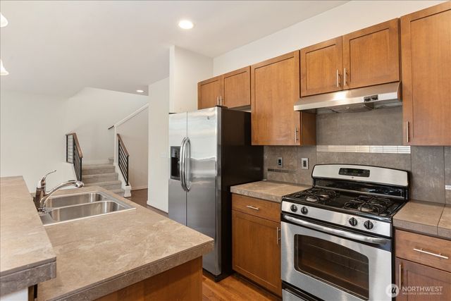 15806 14th Avenue W, Lynnwood, WA 98087